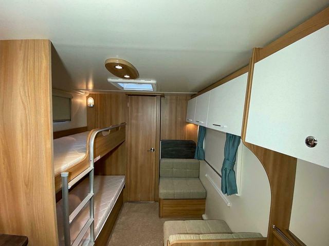Bailey Persuit 560/5 Touring Caravan (2018) - Picture 11