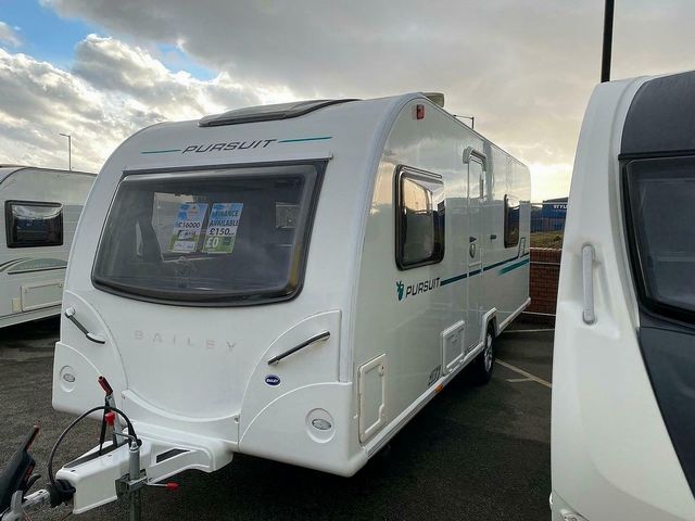 Bailey Persuit 560/5 Touring Caravan (2018) - Picture 3