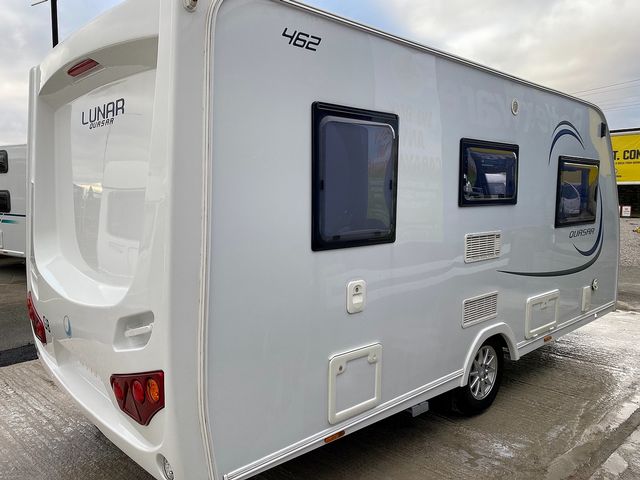 Lunar Quasar 642 Touring Caravan (2015) - Picture 3