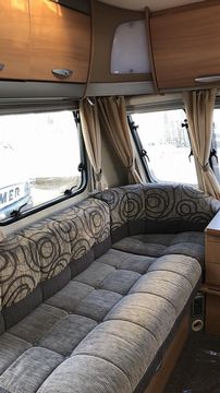 Swift Challenger 570 Touring Caravan (2010) - Picture 7