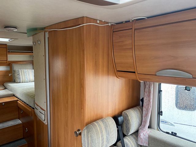 Hymer B-674 Motorhome (2007) - Picture 6