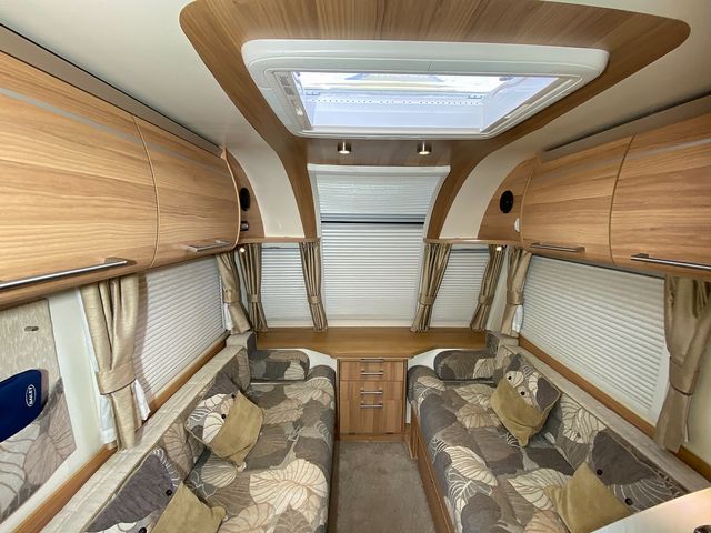 Bailey Pegasus Rimini Touring Caravan (2013) - Picture 3