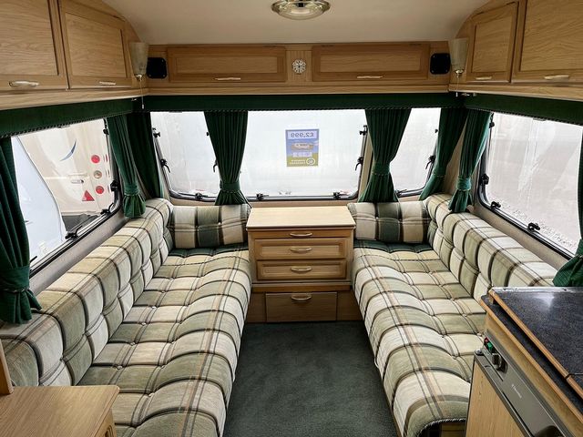 Abbey Maverick SL Touring Caravan (2001) - Picture 5