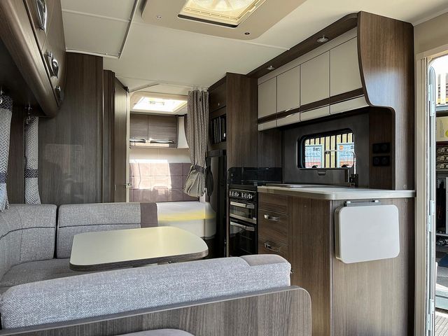 Buccaneer Aruba Touring Caravan (2020) - Picture 10