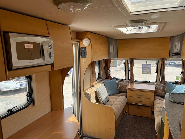 Bailey Ranger Touring Caravan (2010) - Picture 12