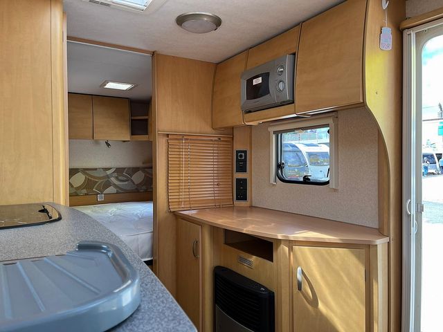 Bailey Ranger Touring Caravan (2010) - Picture 5