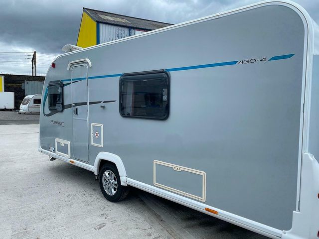 Bailey Persuit 430/4 Touring Caravan (2015) - Picture 4