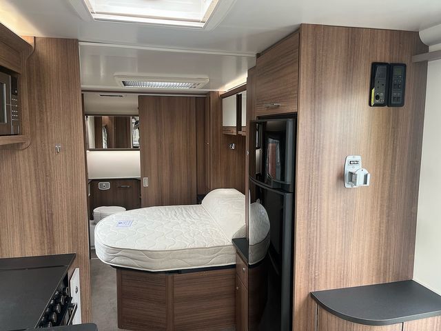 Bailey Unicorn Cartagena Touring Caravan (2018) - Picture 8