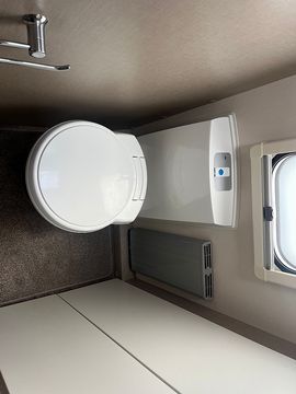 Swift Eccles 480/2 Touring Caravan (2019) - Picture 8