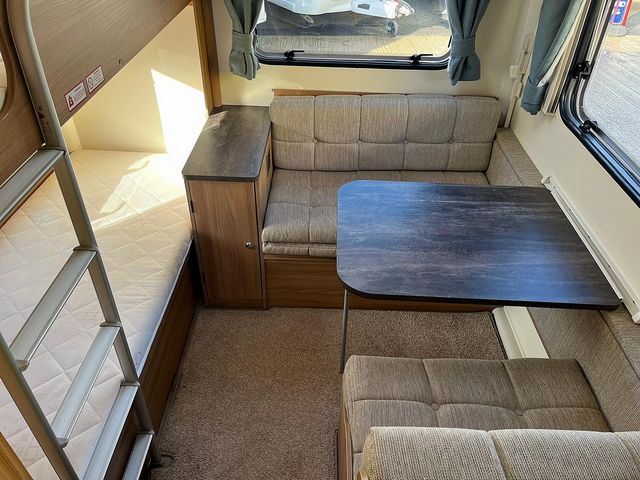 Bailey Pursuit 570-6 Touring Caravan (2018) - Picture 8