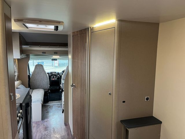 Swift Edge 494 Fiat Ducato Motorhome (2020) - Picture 13