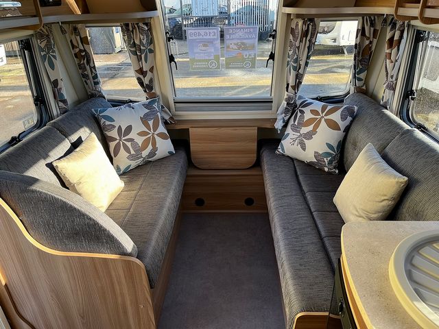 Bailey Pegasus Modena Touring Caravan (2016) - Picture 10