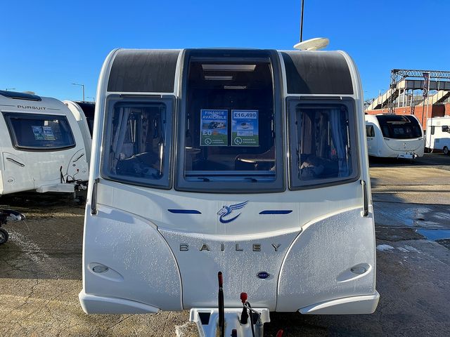 Bailey Pegasus Modena Touring Caravan (2016) - Picture 4