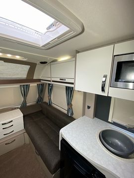 Sterling Eccles 514 Touring Caravan (2014) - Picture 7