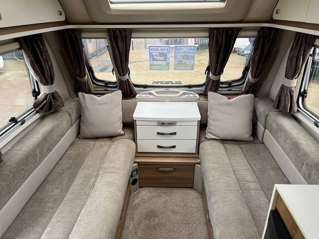 Swift Sprite Europa 560 Touring Caravan (2018) - Picture 6
