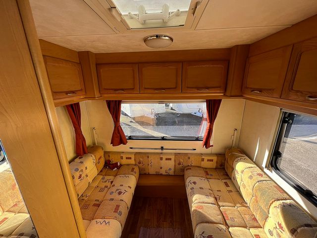 Compass 505 Touring Caravan (2005) - Picture 8