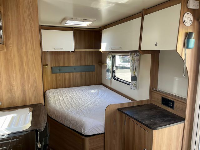 Bailey Pursuit 530/4 Touring Caravan (2017) - Picture 9