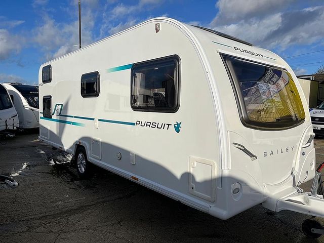 Bailey Pursuit 570/6 Touring Caravan (2018) - Picture 2