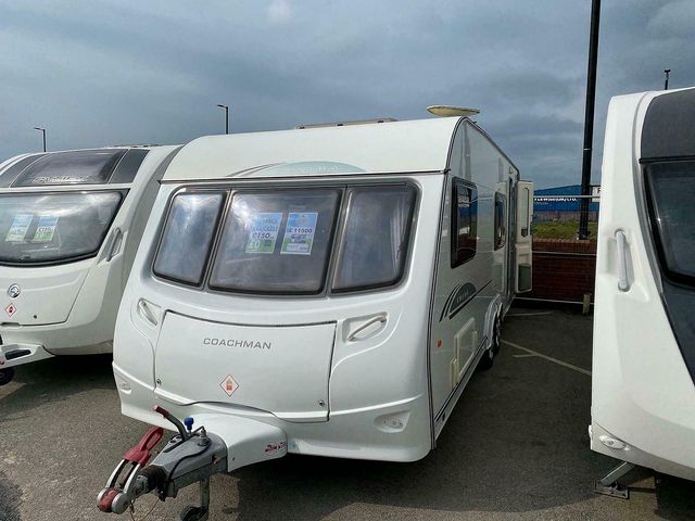 Coachman Amara 640/6 Touring Caravan (2010) - Picture 2