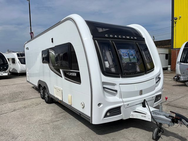 Coachman Laser 640/4 Touring Caravan (2012) - Picture 2