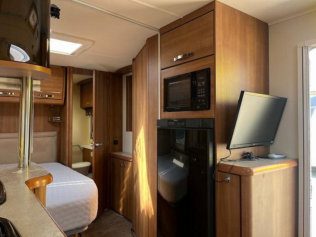 Buccaneer Schooner Touring Caravan (2013) - Picture 6