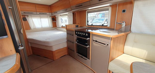 Hymer Nova GL 545 Touring Caravan (2015) - Picture 7