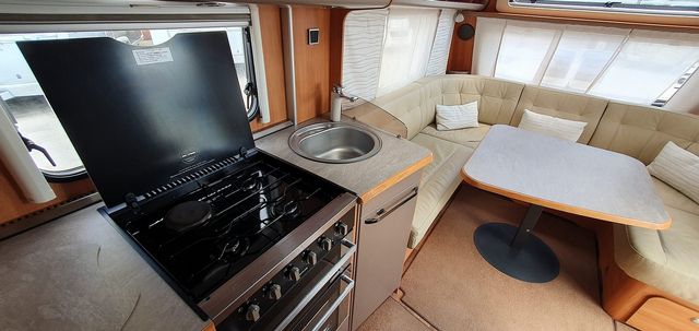 Hymer Nova GL 545 Touring Caravan (2015) - Picture 9