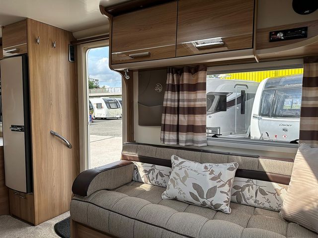 Bailey Unicorn Cadiz Touring Caravan (2015) - Picture 8