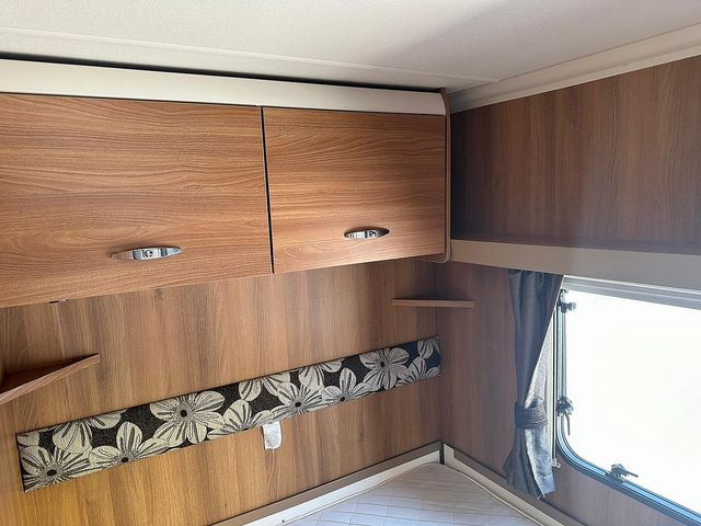 Swift Sprite Quattro FB Touring Caravan (2013) - Picture 10