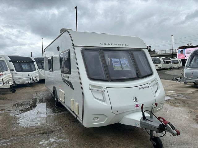 Coachman 520/4 Touring Caravan (2011) - Picture 2