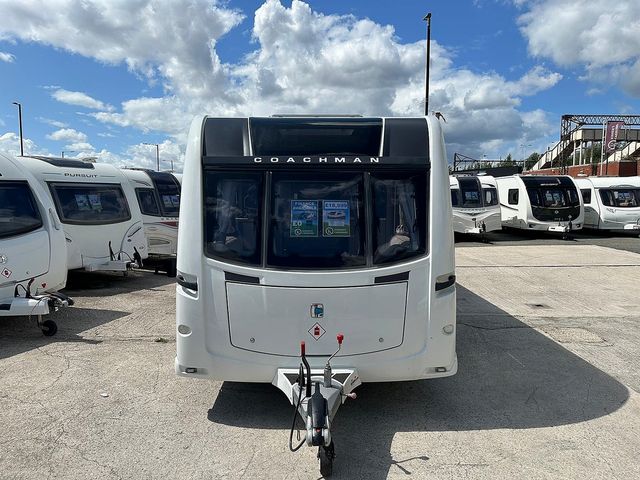 Coachman Highlander 575 Touring Caravan (2019) - Picture 4