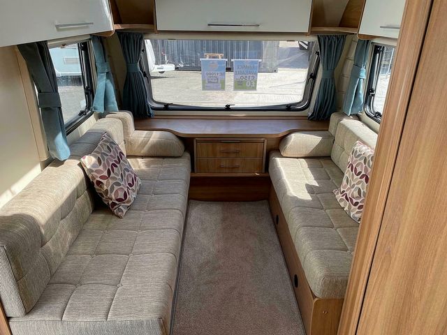 Bailey Persuit 570/6 Touring Caravan (2018) - Picture 11