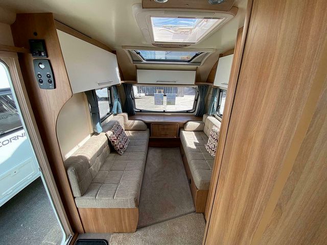 Bailey Persuit 570/6 Touring Caravan (2018) - Picture 4