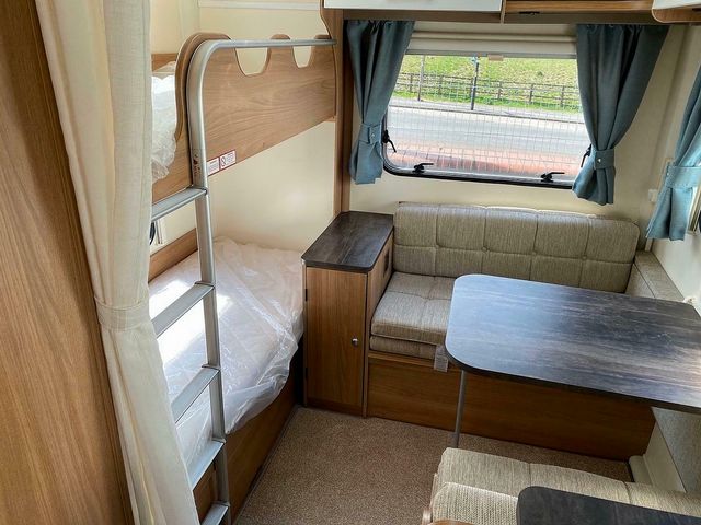 Bailey Persuit 570/6 Touring Caravan (2018) - Picture 7
