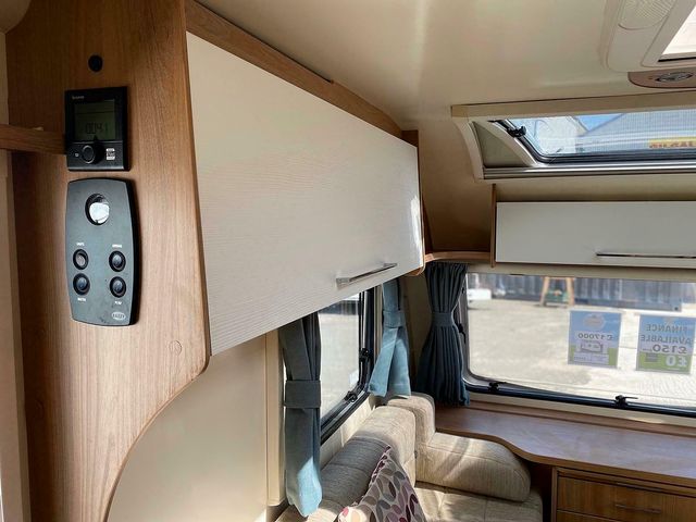 Bailey Persuit 570/6 Touring Caravan (2018) - Picture 9