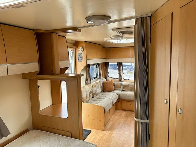 Bailey Pegasus 534 Touring Caravan (2010) - Picture 13