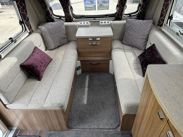 Swift Challenger 635 Touring Caravan (2019) - Picture 6