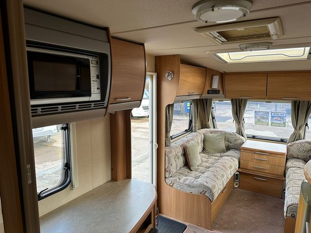 Swift Fairway 540 Touring Caravan (2007) - Picture 15