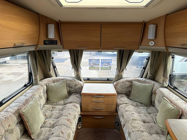 Swift Fairway 540 Touring Caravan (2007) - Picture 8