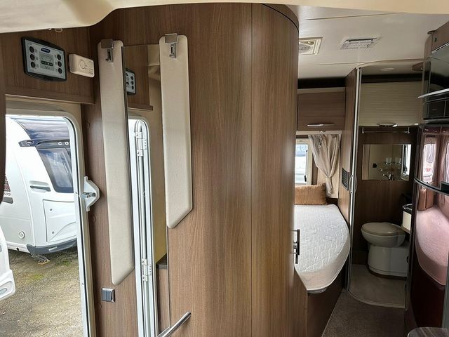 Chausson Welcome 69 Motorhome (2013) - Picture 12