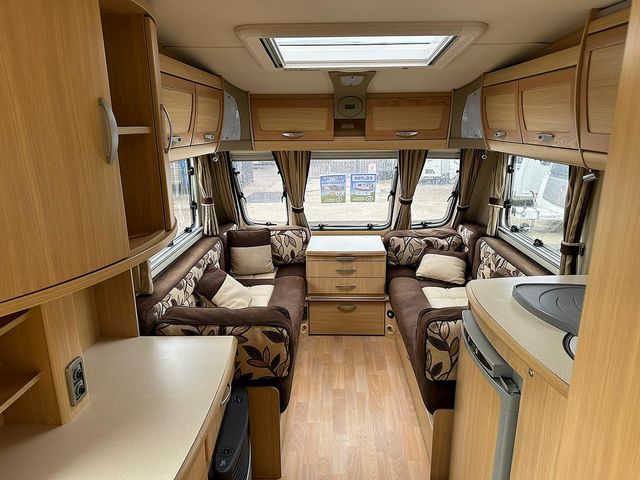 Bessacarr Cameo 4955L Touring Caravan (2008) - Picture 14
