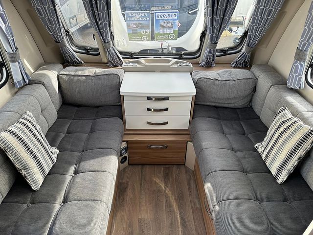 Swift Sprite Quattro Plus Touring Caravan (2018) - Picture 12