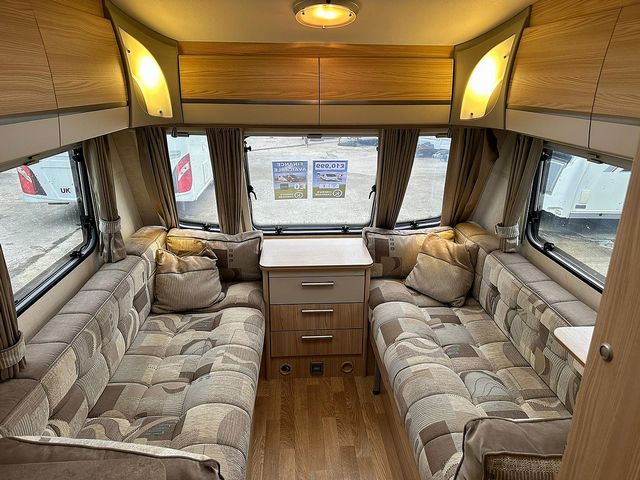 Coachman Amara 655/6 Touring Caravan (2011) - Picture 7