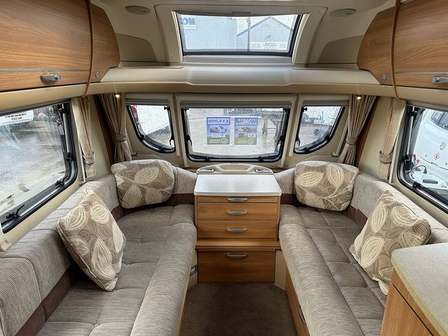 Swift Conqueror 630 Touring Caravan (2012) - Picture 6