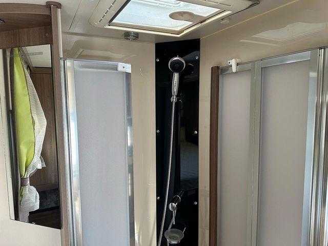 Chausson Welcome 716 FB Motorhome (2014) - Picture 13
