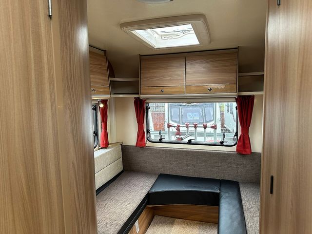 Bailey Approach Advance 665 Motorhome (2015) - Picture 14