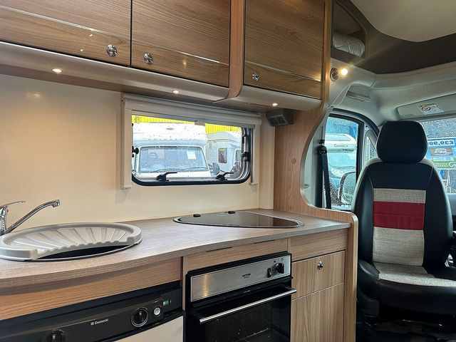 Bailey Approach Advance 665 Motorhome (2015) - Picture 9