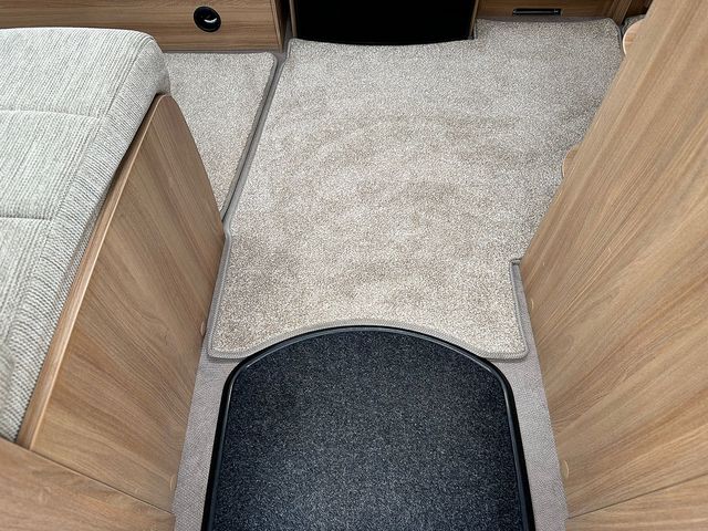 Bailey Pursuit 430/4 Touring Caravan (2018) - Picture 10