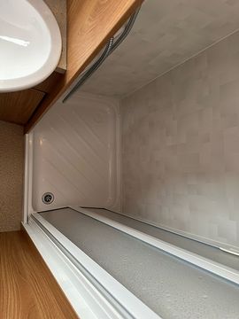 Swift Freestyle 56 Touring Caravan (2013) - Picture 12