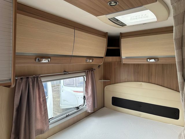 Pilote Reference Motorhome (2014) - Picture 19